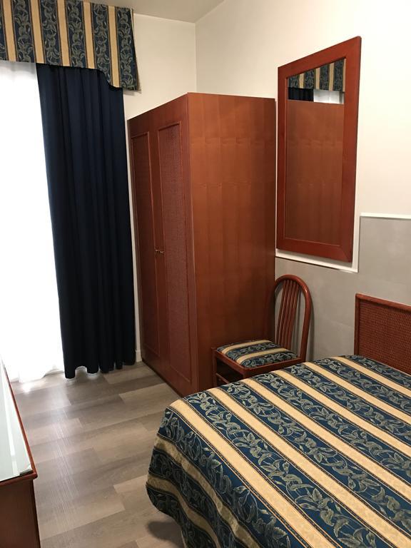 Hotel Colombo Τζεσόλο Λίντο Εξωτερικό φωτογραφία