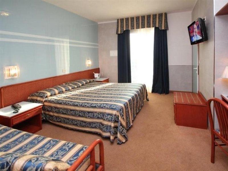 Hotel Colombo Τζεσόλο Λίντο Εξωτερικό φωτογραφία