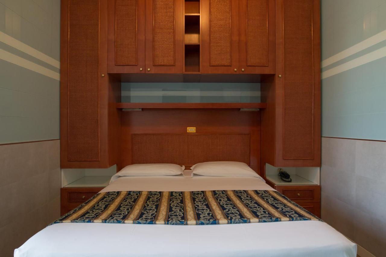 Hotel Colombo Τζεσόλο Λίντο Εξωτερικό φωτογραφία