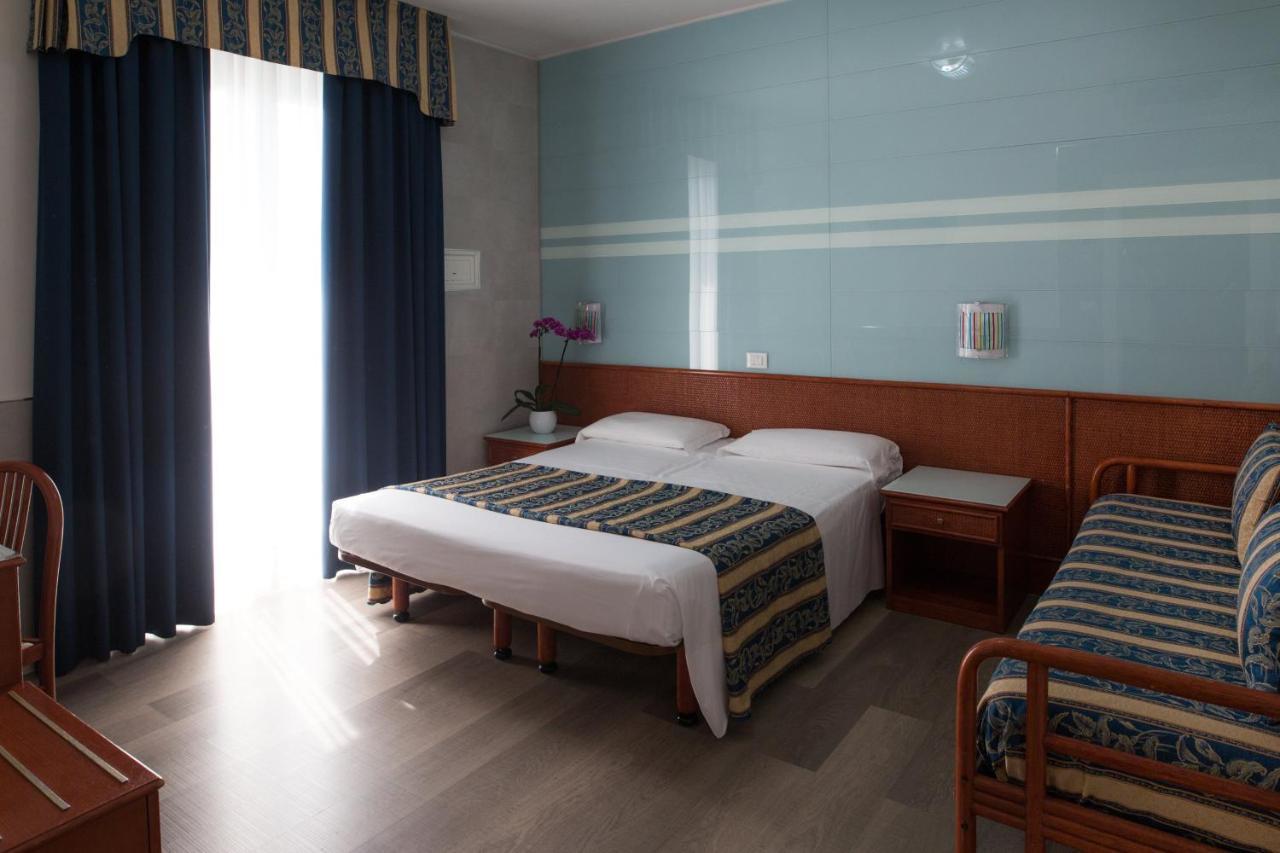 Hotel Colombo Τζεσόλο Λίντο Εξωτερικό φωτογραφία